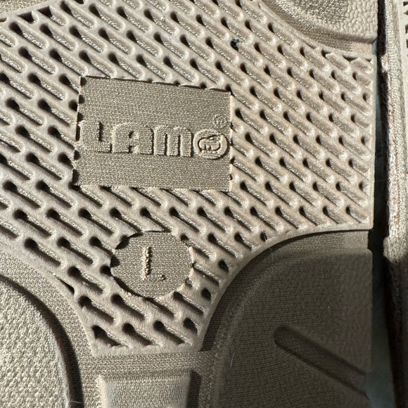 Lamo Hard Bottom Slippers – Faux Sherpa Lined – Size EU 39.5 - Picture 8 of 10